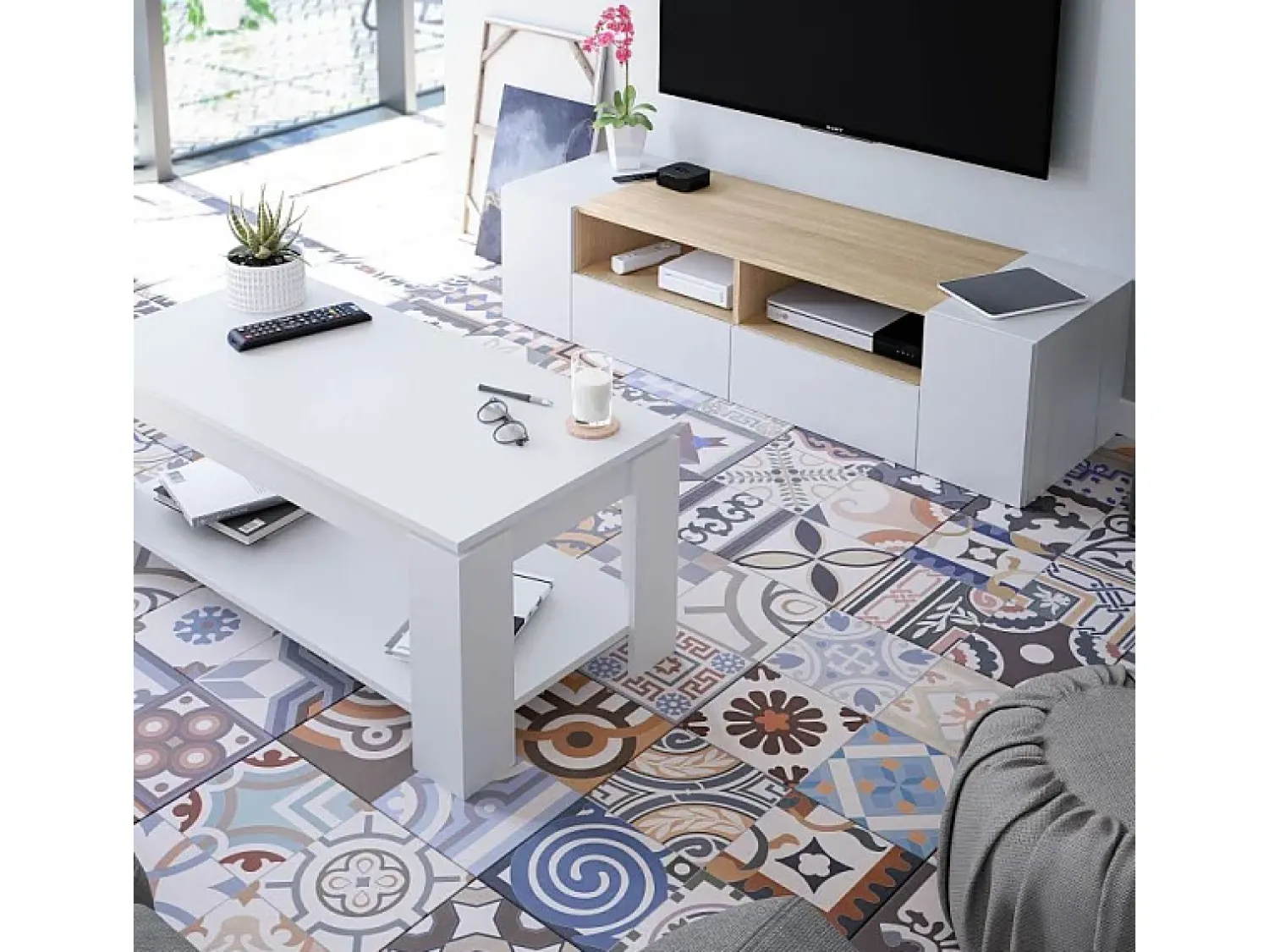 Loungitude Armário de TV Tamiko 138 cm Artik carvalho canadense^ Móvel De Tv