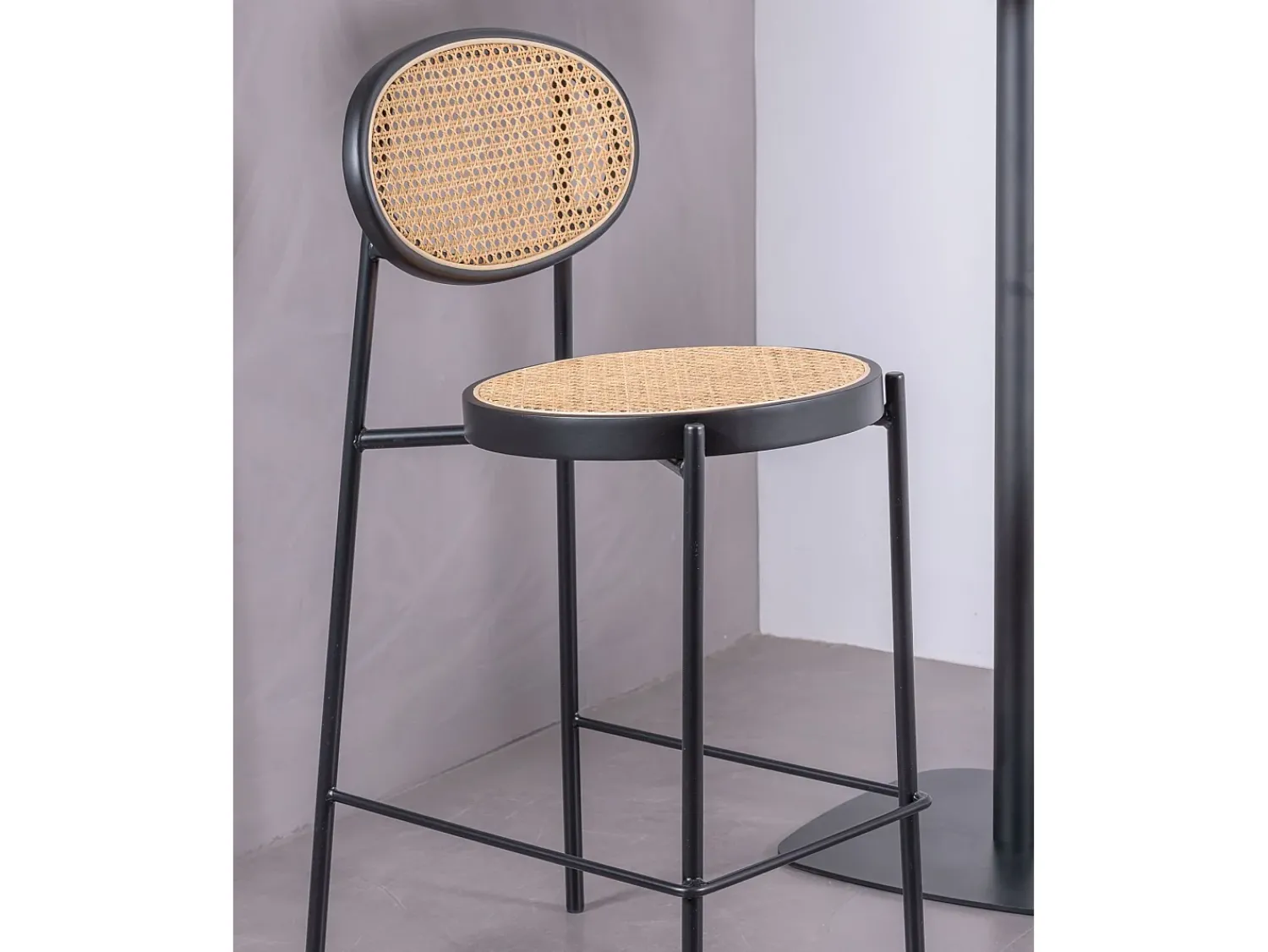 Nest Dream Banco vintage com design clássico em rotim natural (65cm) - Norte - Preto
