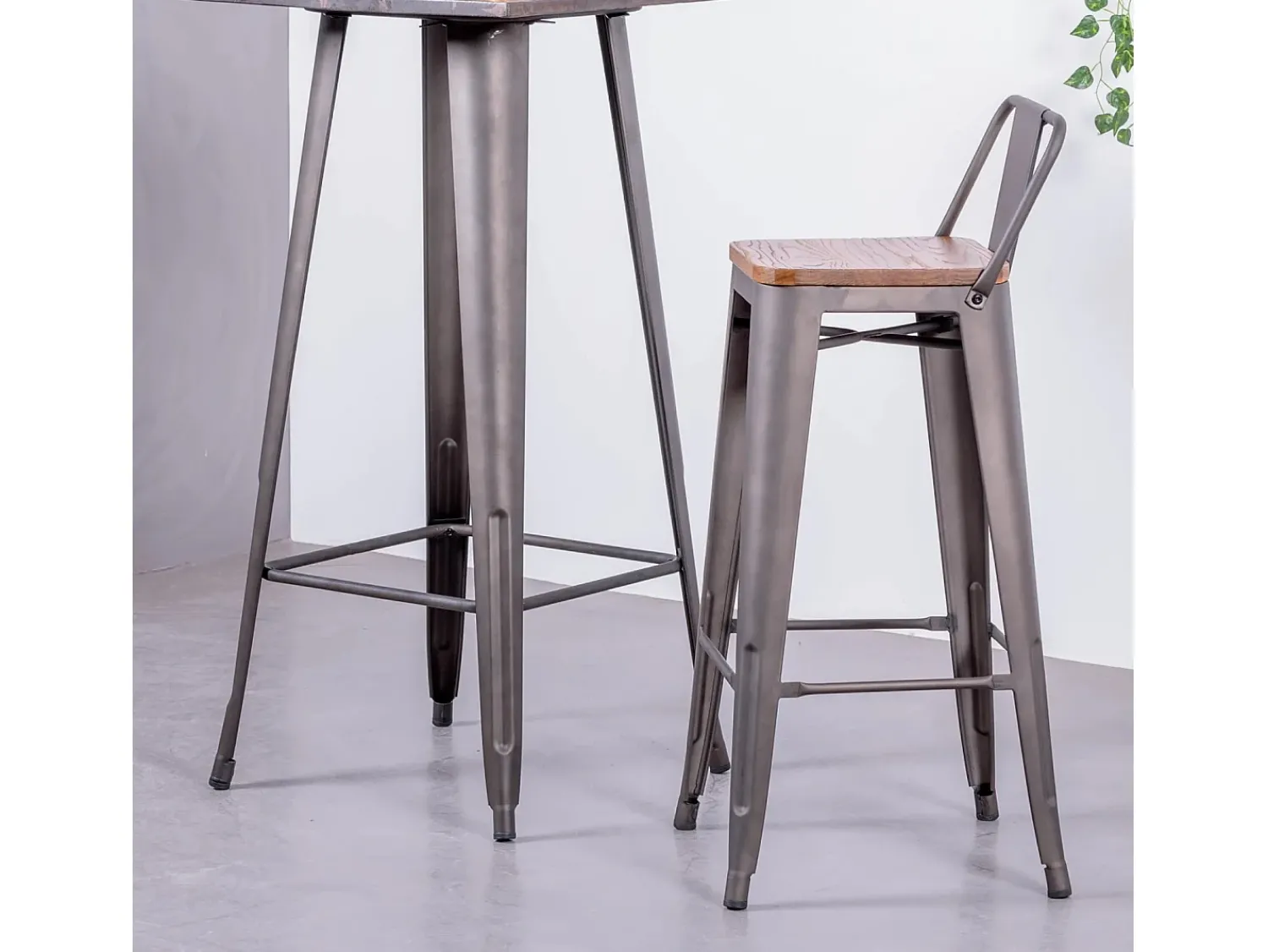 Banco|Nest Dream Banqueta industrial em aço envelhecido com encosto baixo e assento em madeira - Bistro - Antiguidade Cinza antracite