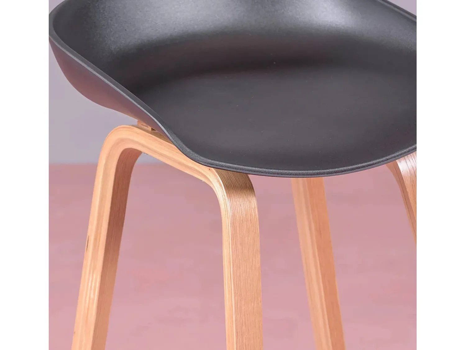 Banco*Nest Dream Banqueta nórdica com pernas em faia (63cm) - Daxer - Preto