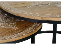 Mesa De Centro|Giner y colomer Base da mesa em madeira de mangue e pedras em metal natural e preto. Multicor