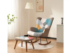 Poltrona* Cadeira de balanço com apoio para os pés, ideal para sala de estar e momentos de lazer. Multicor