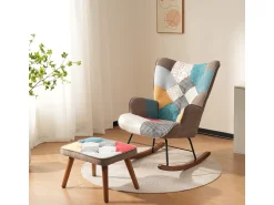 Poltrona* Cadeira de balanço com apoio para os pés, ideal para sala de estar e momentos de lazer. Multicor
