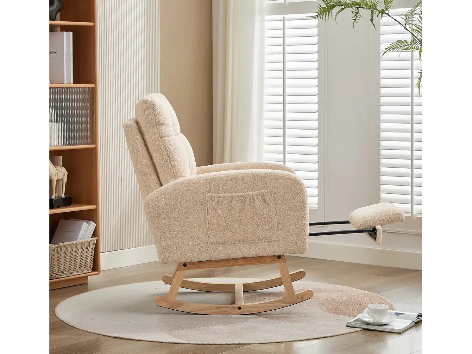 Poltrona|ModernLuxe Cadeira de balanço 132x50x99 cm - Estrutura em madeira maciça - Veludo - Bege