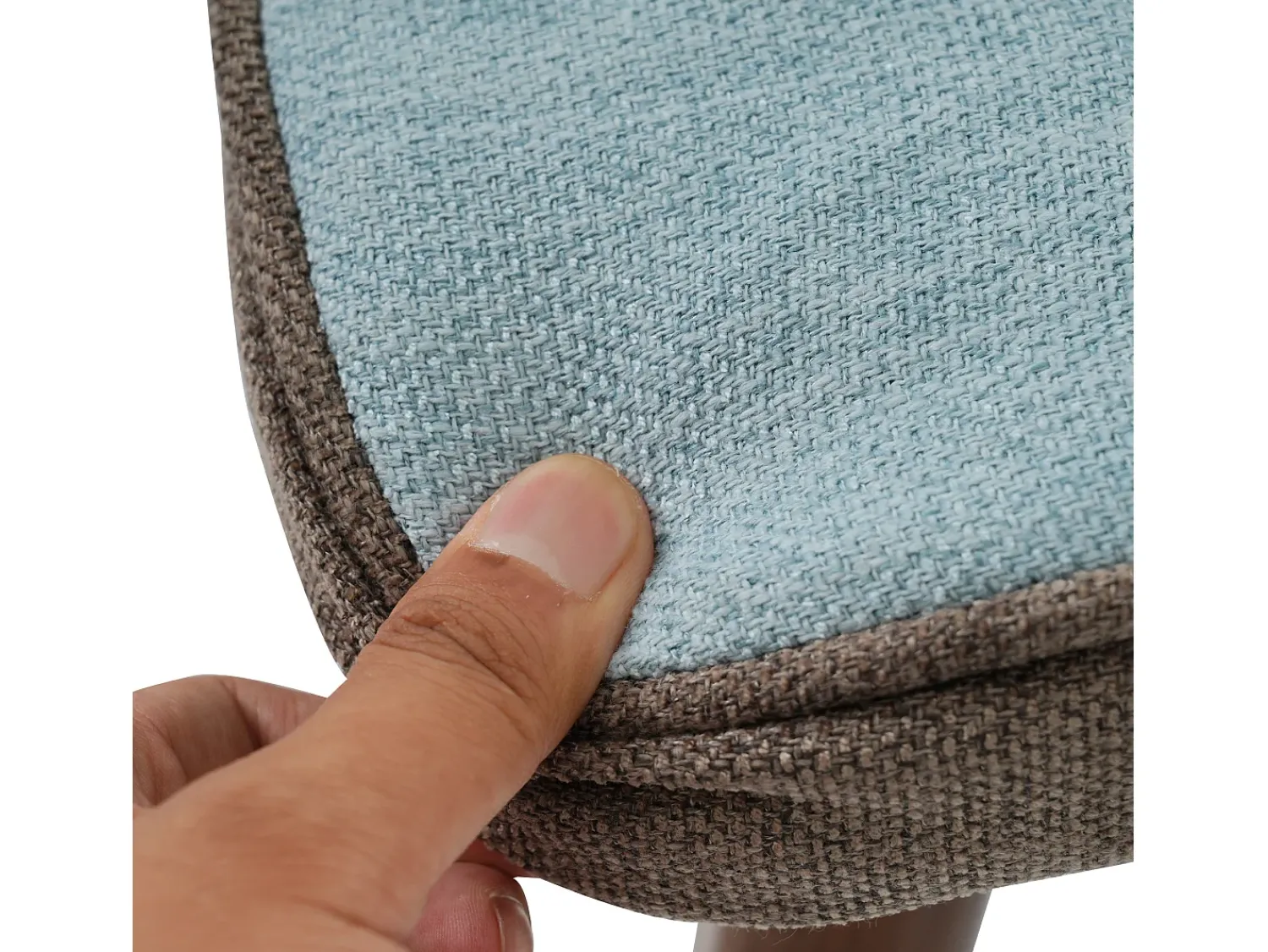 Poltrona*Hauss Spole Cadeira de baloiço com patchwork multicolorido e apoio para os pés 69,5 x 50 x 88,5 cm Castanho