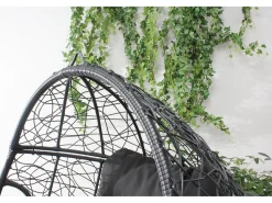 Poltrona|Concept-Usine Cadeira de baloiço em resina preta com efeito de vime JANE com almofada confortável para interior e exterior Preto