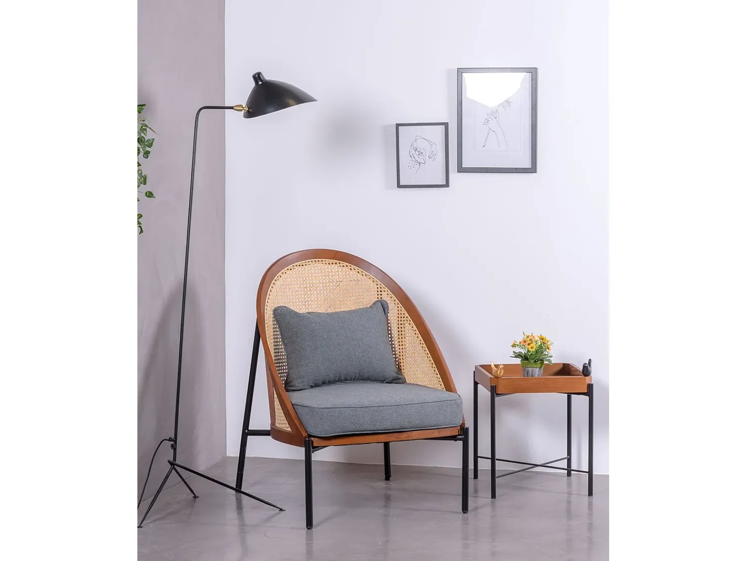 Poltrona|Nest Dream Cadeirão retro vintage em madeira de nogueira e rotim natural - Robín - Noz Natural escuro