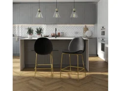 Discount CosmoLiving by Cosmopolitan Conjunto de 2 bancos de bar estofados em PU Preto