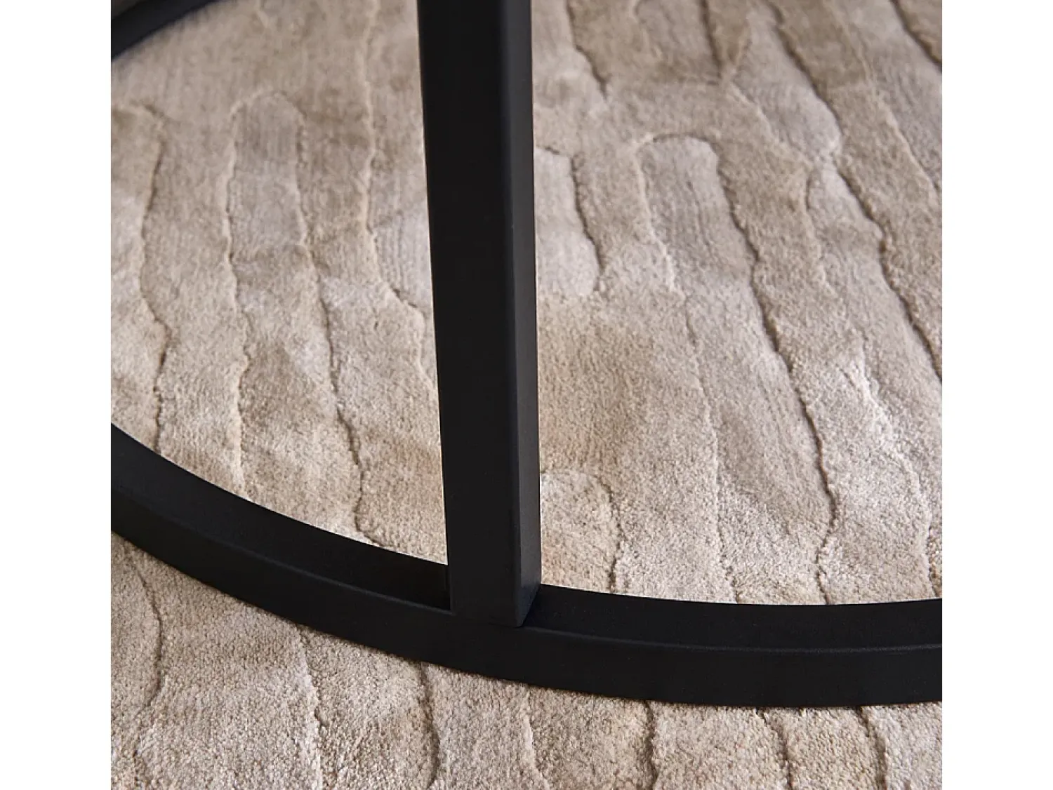 Conjunto de 2 mesas de centro encaixáveis - mármore e metal preto, mesa lateral moderna e redonda para sala de estar e quarto^ Mesa De Centro