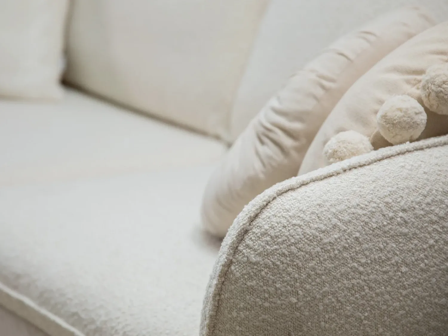 Sofá|Cosmopolitan Design - Sofá de canto esquerdo "Vienna" 5 lugares em tecido bouclé - 255x170x95cm Bege