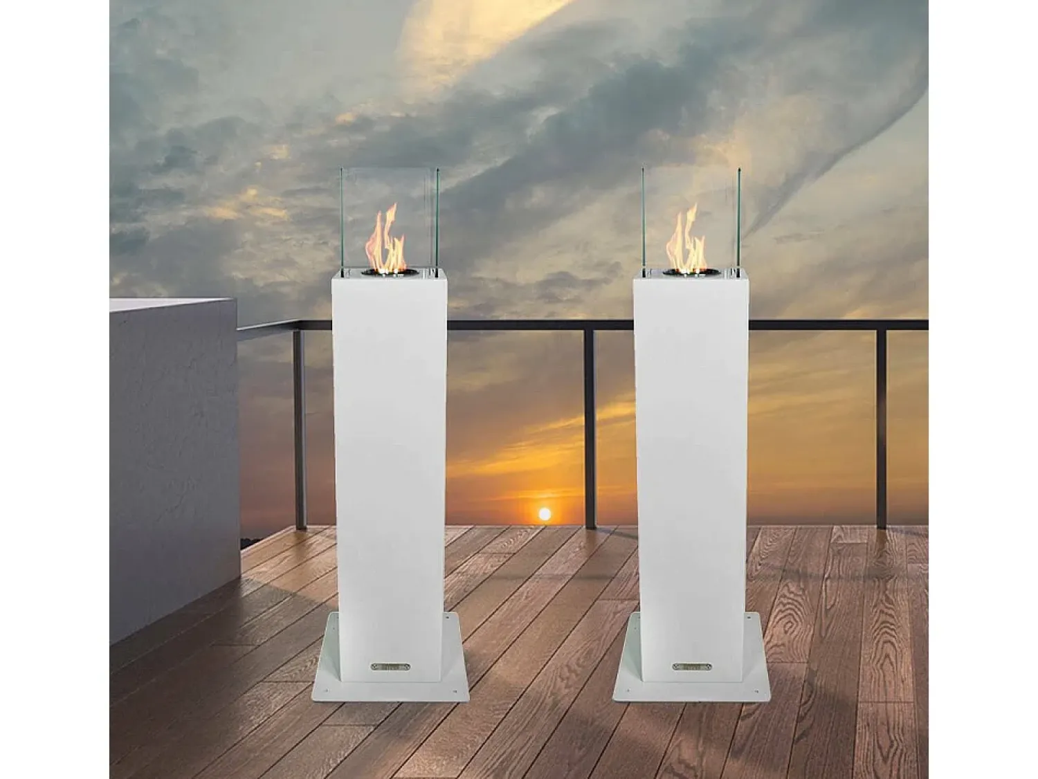 Clearance Dmora Lareira a bioetanol Seroth, Lareira ecológica, Lareira sem fumo, Aquecedor a etanol, Fabricado em Itália, 20x20 h110 cm, Branco