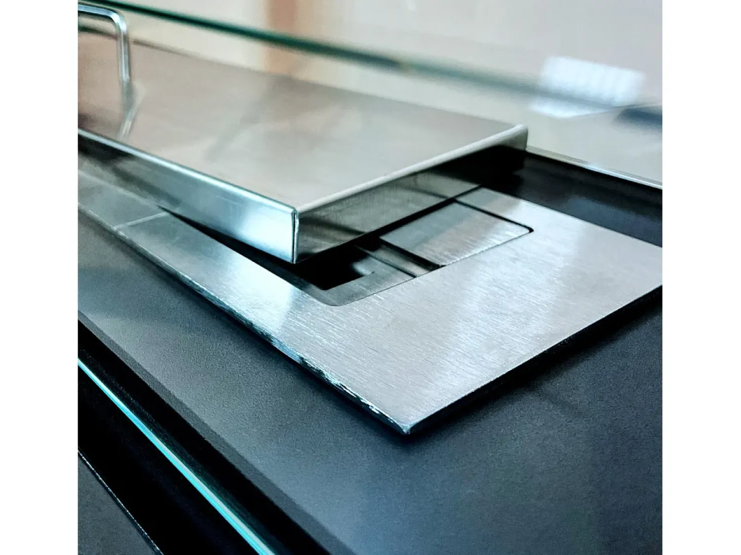Lareira| Lareira de piso a bioetanol para interior e exterior Giotto S 100x30x70 Preto