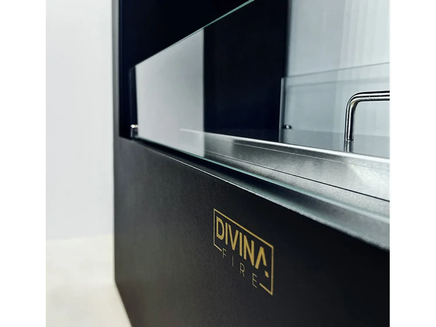 Lareira| Lareira de piso a bioetanol para interior e exterior Giotto S 100x30x70 Preto