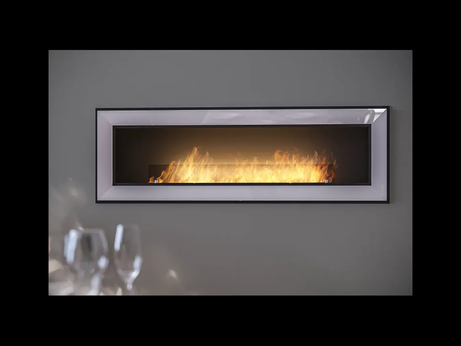 Lareira embutida a bioetanol Frame 1500 White SimpleFire com vidro^ Lareira
