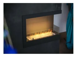 Lareira* Lareira embutida a bioetanol Corner 600 Right SimpleFire com vidro Preto