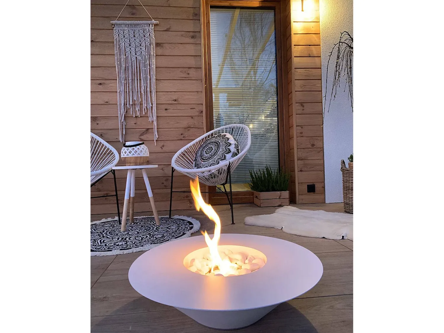 Lareira*Dmora Lareira Loa a bioetanol, Lareira ecológica, Lareira sem fumo, Aquecedor a etanol, Fabricado em Itália, 60x60 h15 cm, Branco