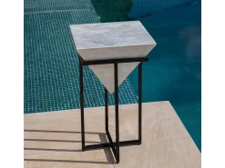 Mesa De Centro| Mesa alta de mármore cinza sem armazenamento, design trapezoidal e base robusta de aço Cinzento