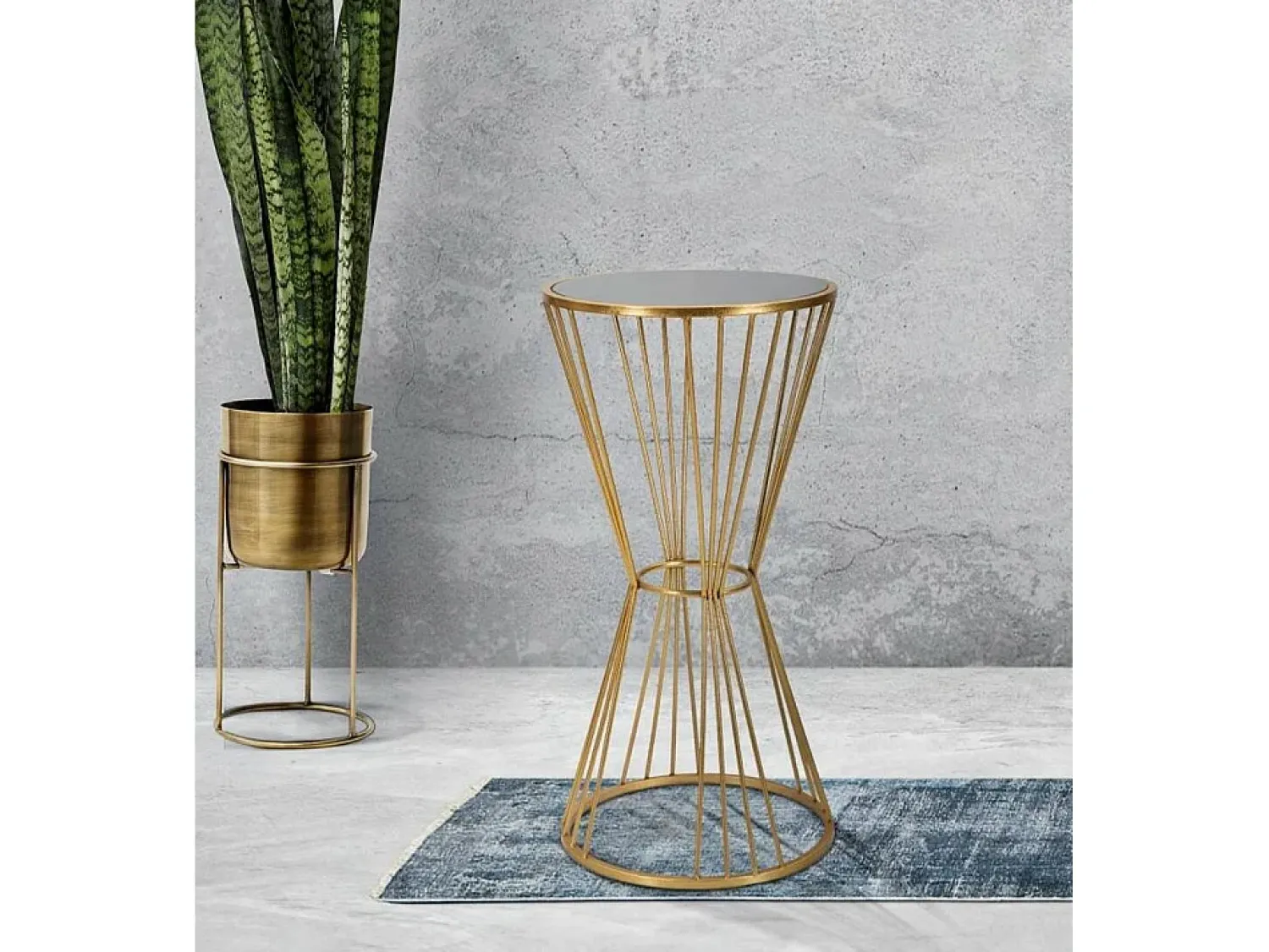 Mesa De Apoio|Dmora Mesa de centro Agnes, Mesa de centro baixa, Porta-revistas para sofá, Estante de sala, 40x40 h80 cm, Dourado