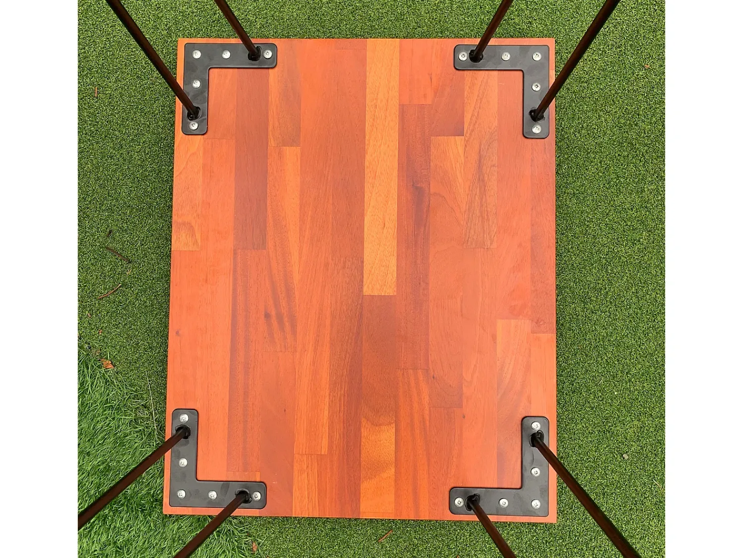 Hauss Spole Mesa de centro em madeira texturada, pernas pretas 55,5x45x53cm^ Mesa De Centro