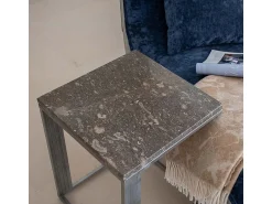 Mesa De Centro| Mesa de centro quadrada de mármore marrom para um interior contemporâneo Castanho