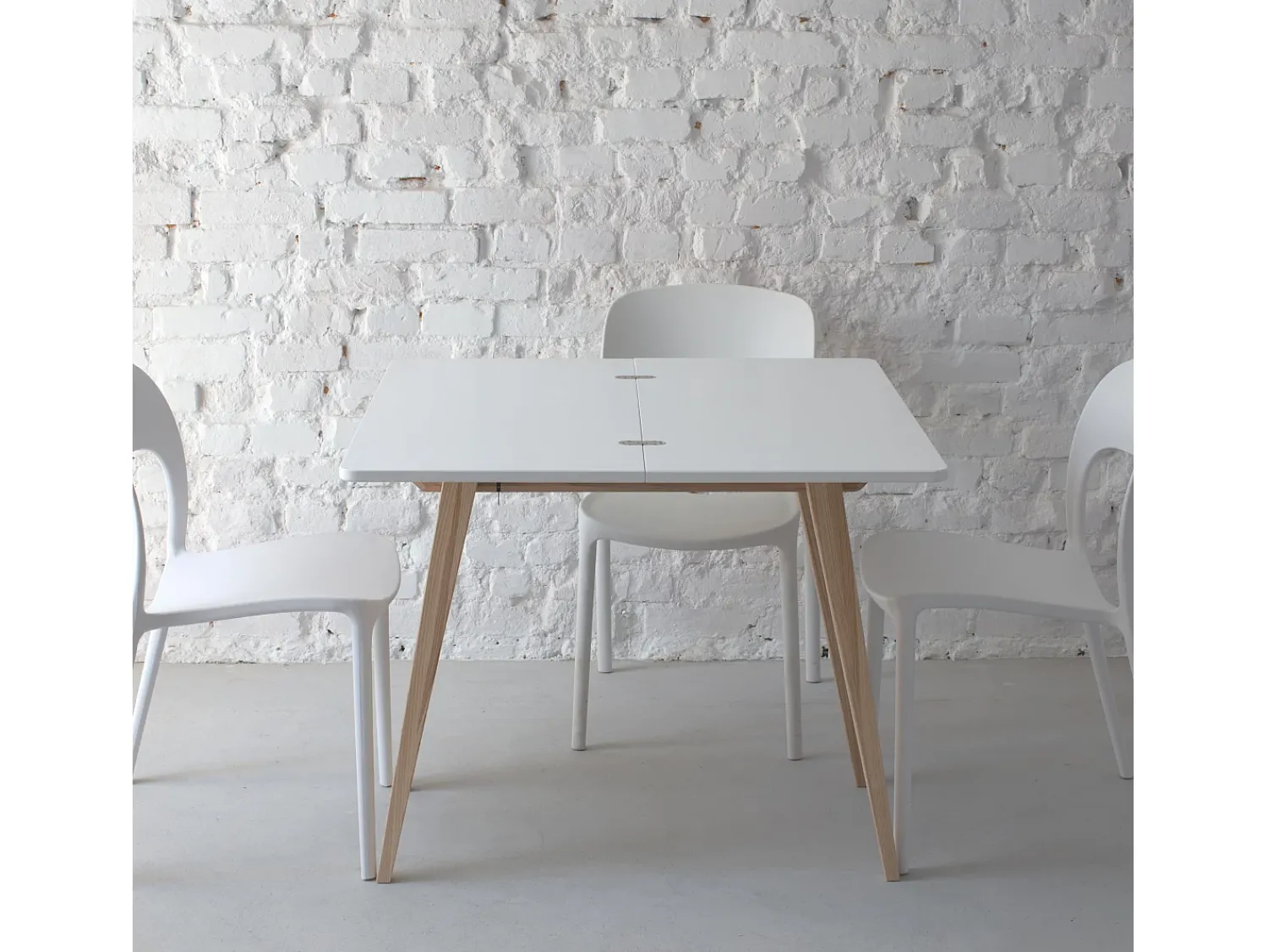 Mesa de consola pequena extensível 45x90cm Envelope Sálvia | Pés em madeira de freixo^ Consola