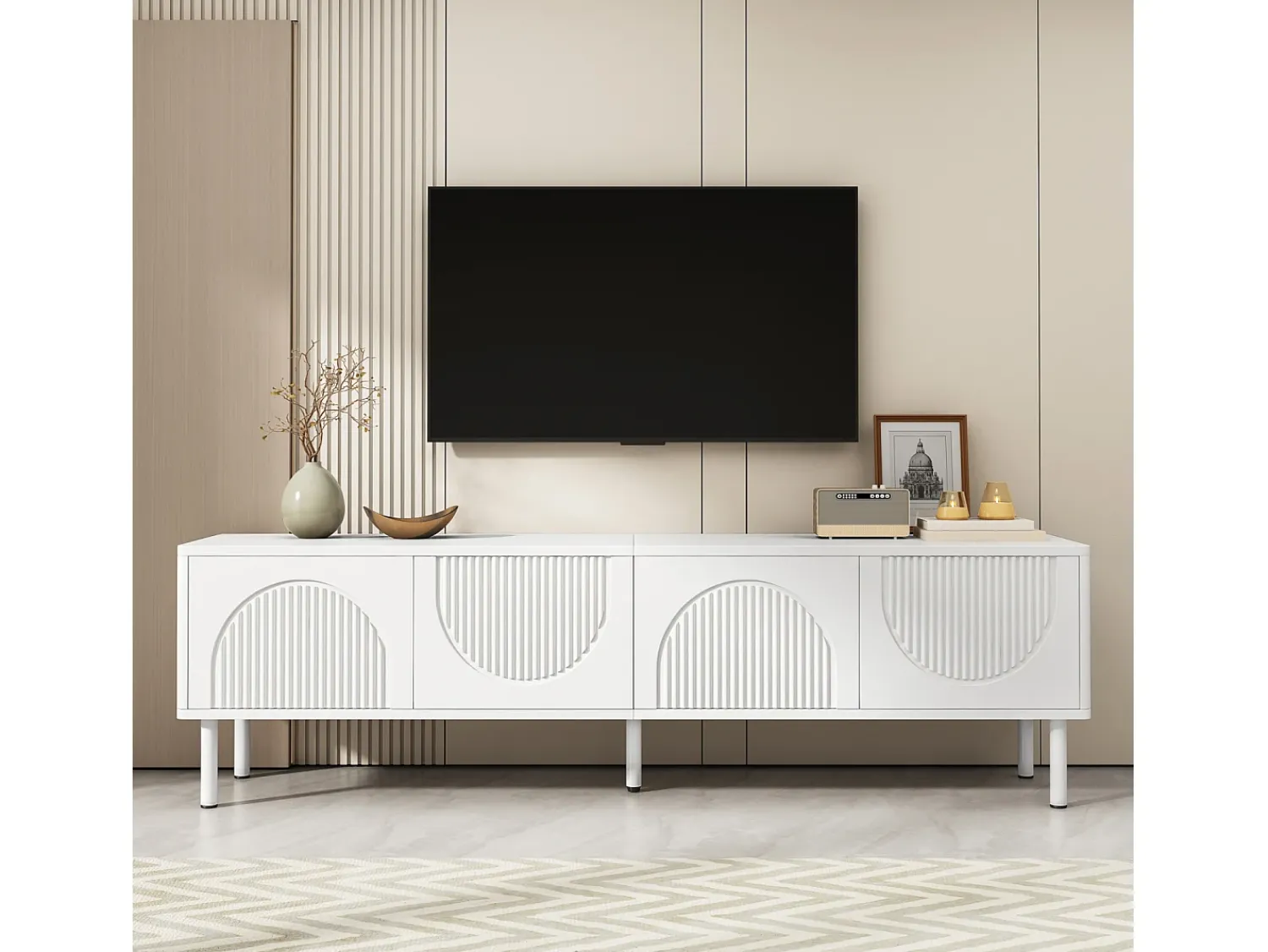 Móvel baixo para TV de 180 cm, acabamento fosco com passagem de cabos. Design minimalista para sala de estar, quarto ou corredor.^ Móvel De Tv