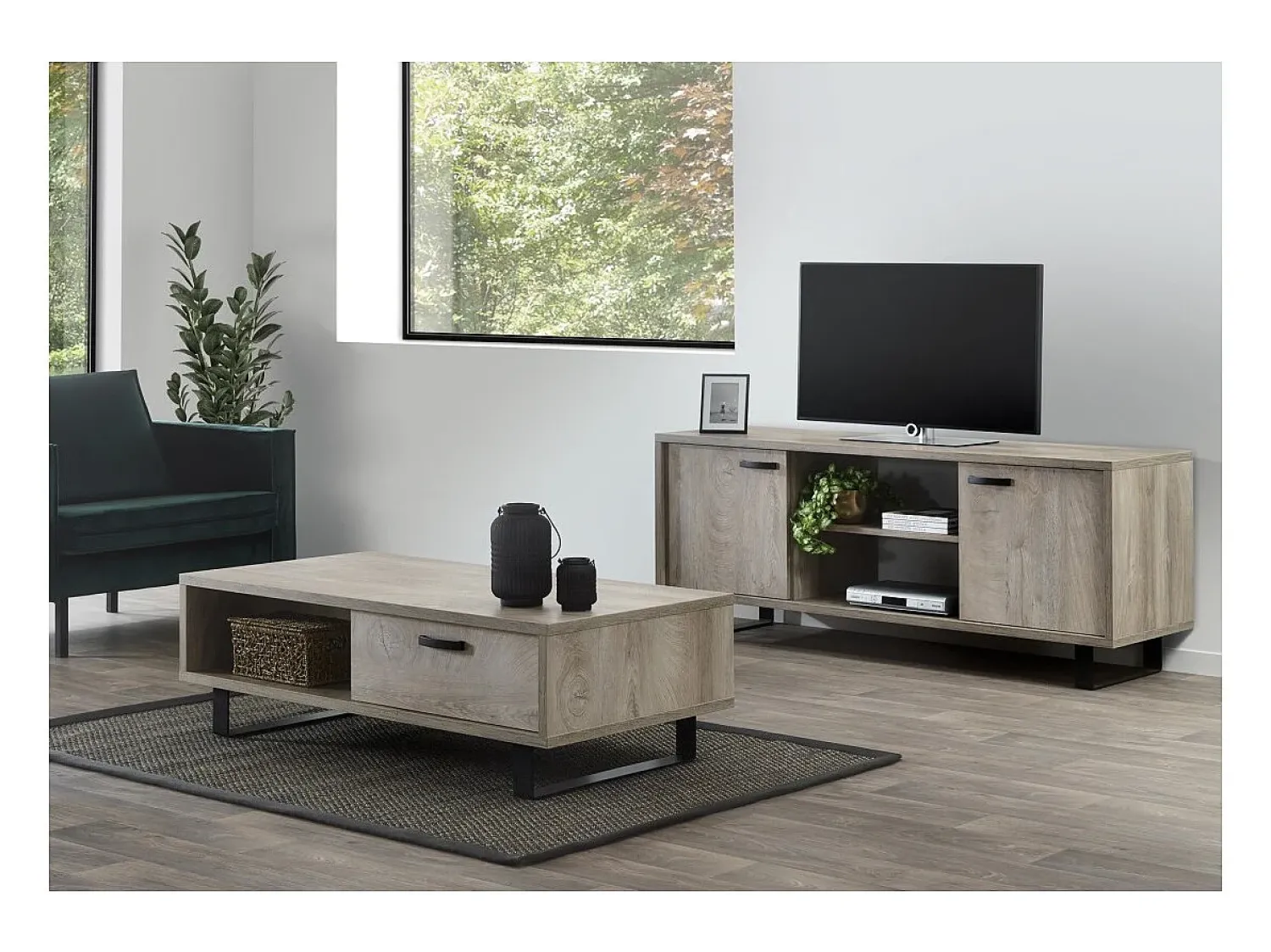 Móvel De Tv|Meublorama Móvel de TV 170cm cor carvalho claro com 2 gavetas e 2 nichos coleção NEWTON. Pés em metal. Castanho