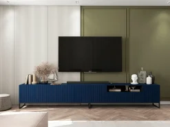 Móvel De Tv* Móvel de TV com 4 portas – Corpo marinho mate, frentes caneladas marinho mate – 150 cm, estrutura em metal preto Azul