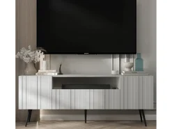 Móvel De Tv* Móvel de TV com 3 portas e nicho – Estrutura mate, frentes ranhuradas mate – 150 cm, pés pretos Branco