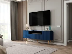 Móvel De Tv| Móvel de TV com 3 portas e nicho – Estrutura -marinho mate, frentes ranhuradas -marinho mate – 150 cm, pés dourados Azul