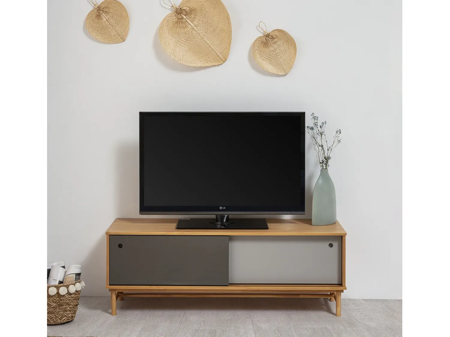 Best VS Venta-stock Móvel de TV Magnus 2 Portas de correr Cor Cinza, Madeira Maciça Castanho