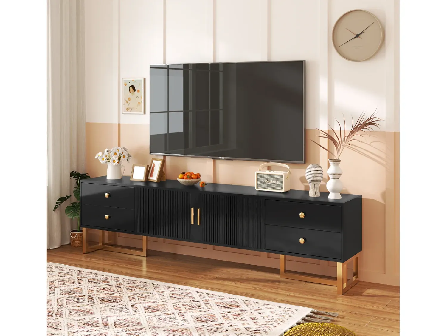Móvel TV 175x30x46cm, painel baixo com porta texturada, espelhos, puxadores dourados e pés dourados,^ Móvel De Tv