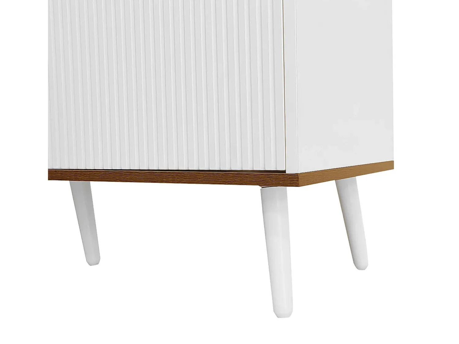 Painel de TV com 3 portas - Tampo com calhas laterais - acabamento em madeira natural -^ Móvel De Tv