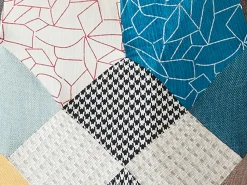 Poltrona*Vente-unique Poltrona Elmina em tecido patchwork multicolorido com pés de balanço. Multicor