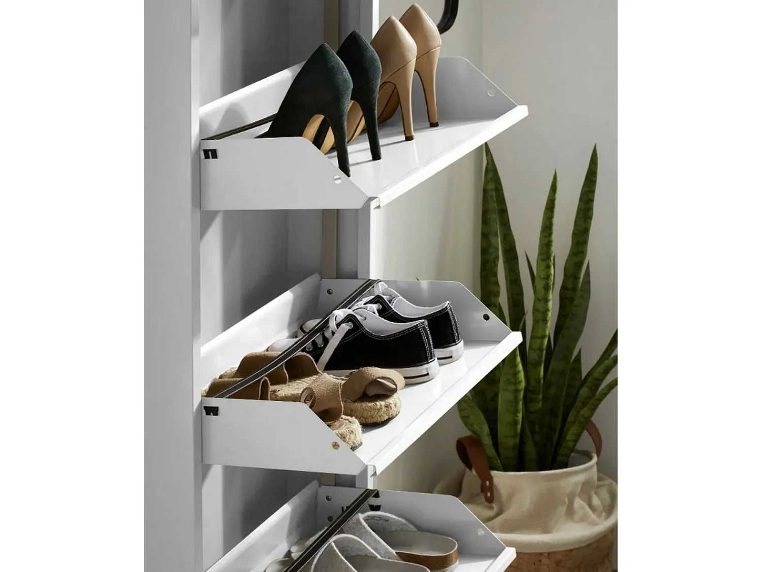Móvel De Arrumação|Sapateira*Dmora Sapateira 0, Sapateira com portas de entrada metálicas, Sapateira linear moderna em , 50x15h169 cm, com 5 portas Branco