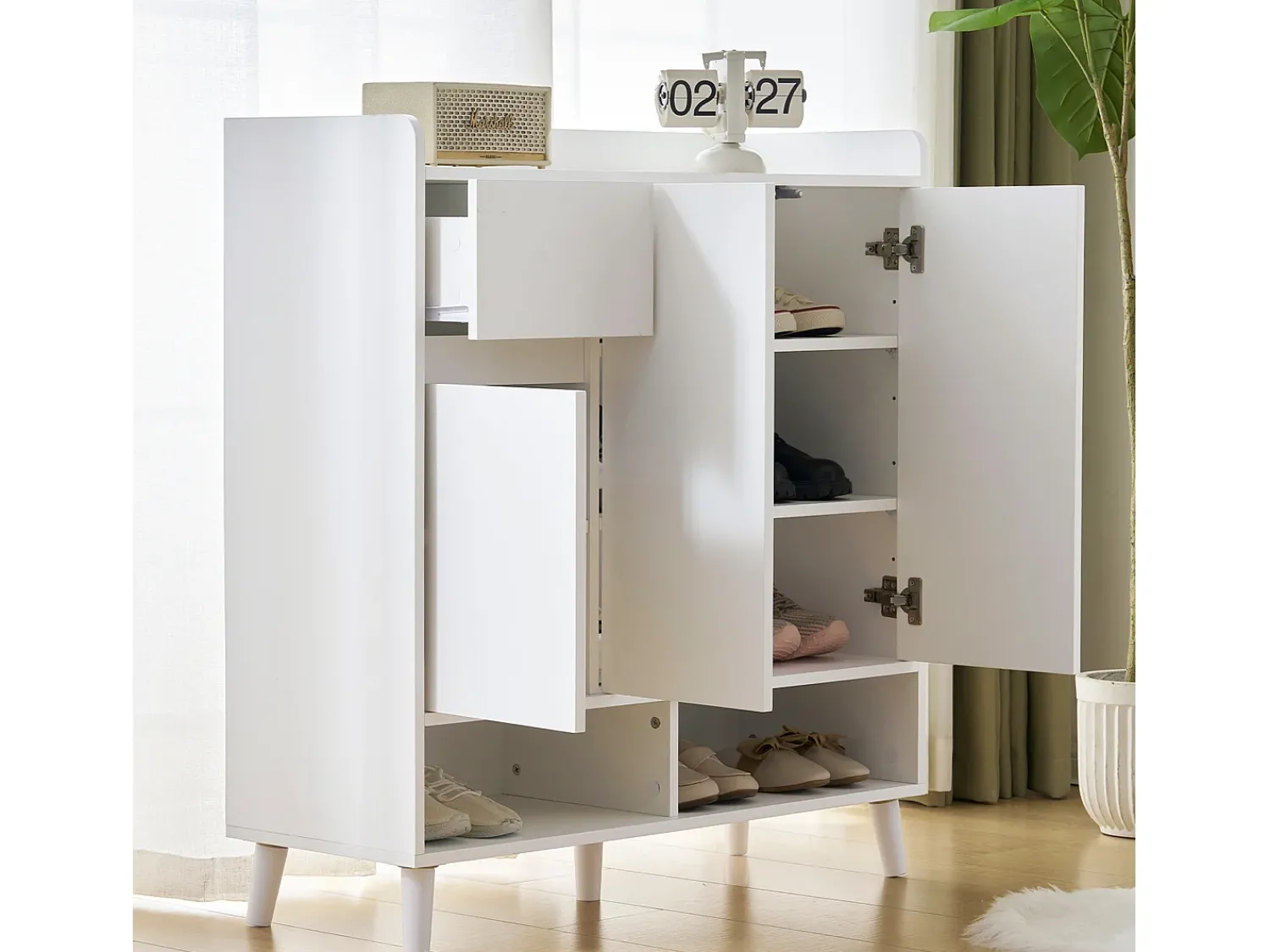 Móvel De Arrumação|Sapateira|Hauss Spole Sapateira branca com 1 gaveta e 3 portas, prateleiras reguláveis, 90x35x99 cm Branco