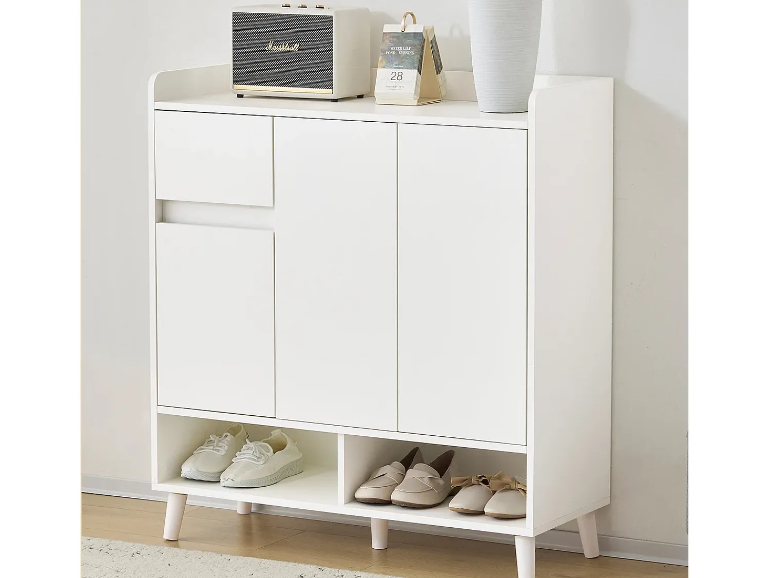 Móvel De Arrumação|Sapateira|Hauss Spole Sapateira branca com 1 gaveta e 3 portas, prateleiras reguláveis, 90x35x99 cm Branco
