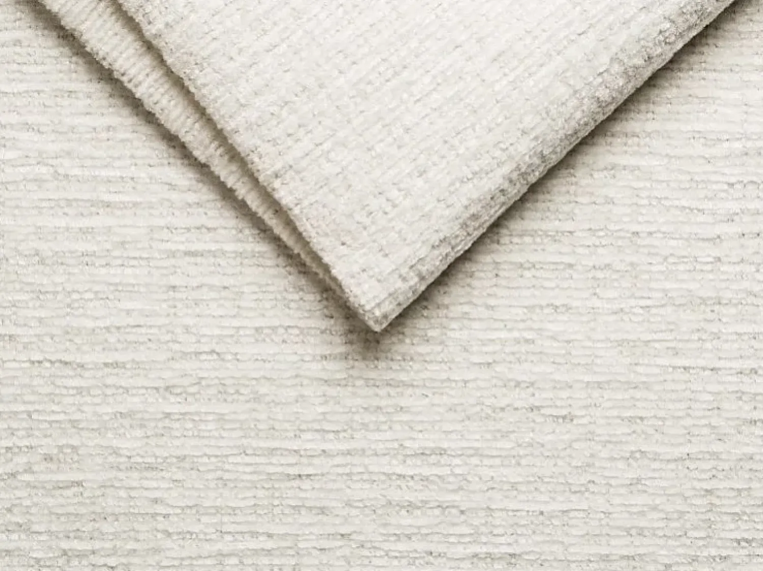 Sofá*Maison Céphy Sofá 4 lugares com conforto e assento profundo em tecido chenille GIANOLA da Bege