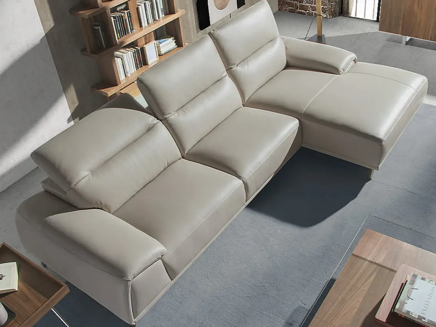 Angel Cerda Sofá chaise longue direito em pele cinzenta taupe 6150^ Sofá