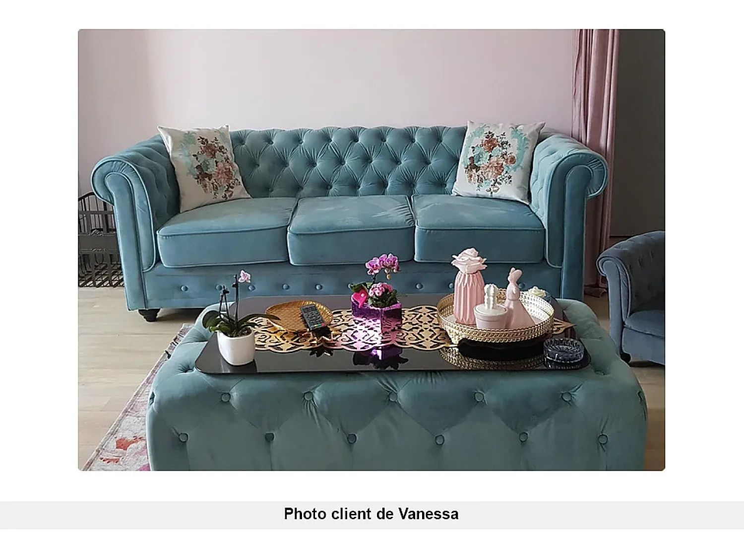 Vente-unique Sofá de 3 lugares em veludo azul pastel CHESTERFIELD Azul claro