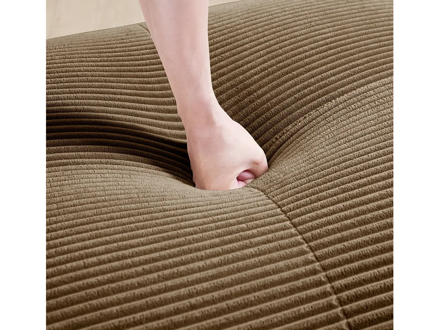 Sofá|DripeX Sofá de canto 3 lugares modular - em Veludo cotelê - com 3 almofadas e puff - 298x178x70cm - Marrom Castanho