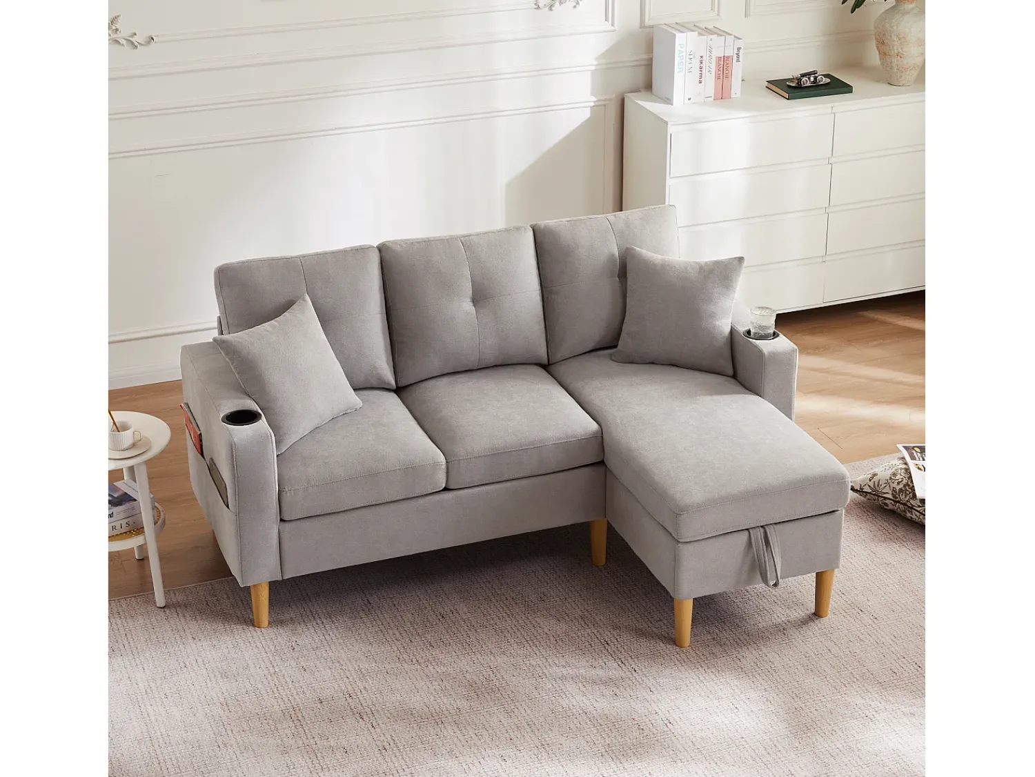 Discount Hauss Spole Sofá de canto em L de 3 lugares com 2 almofadas, suporte para copos e arrumação, tecido de algodão e linho cinza claro Cinzento claro