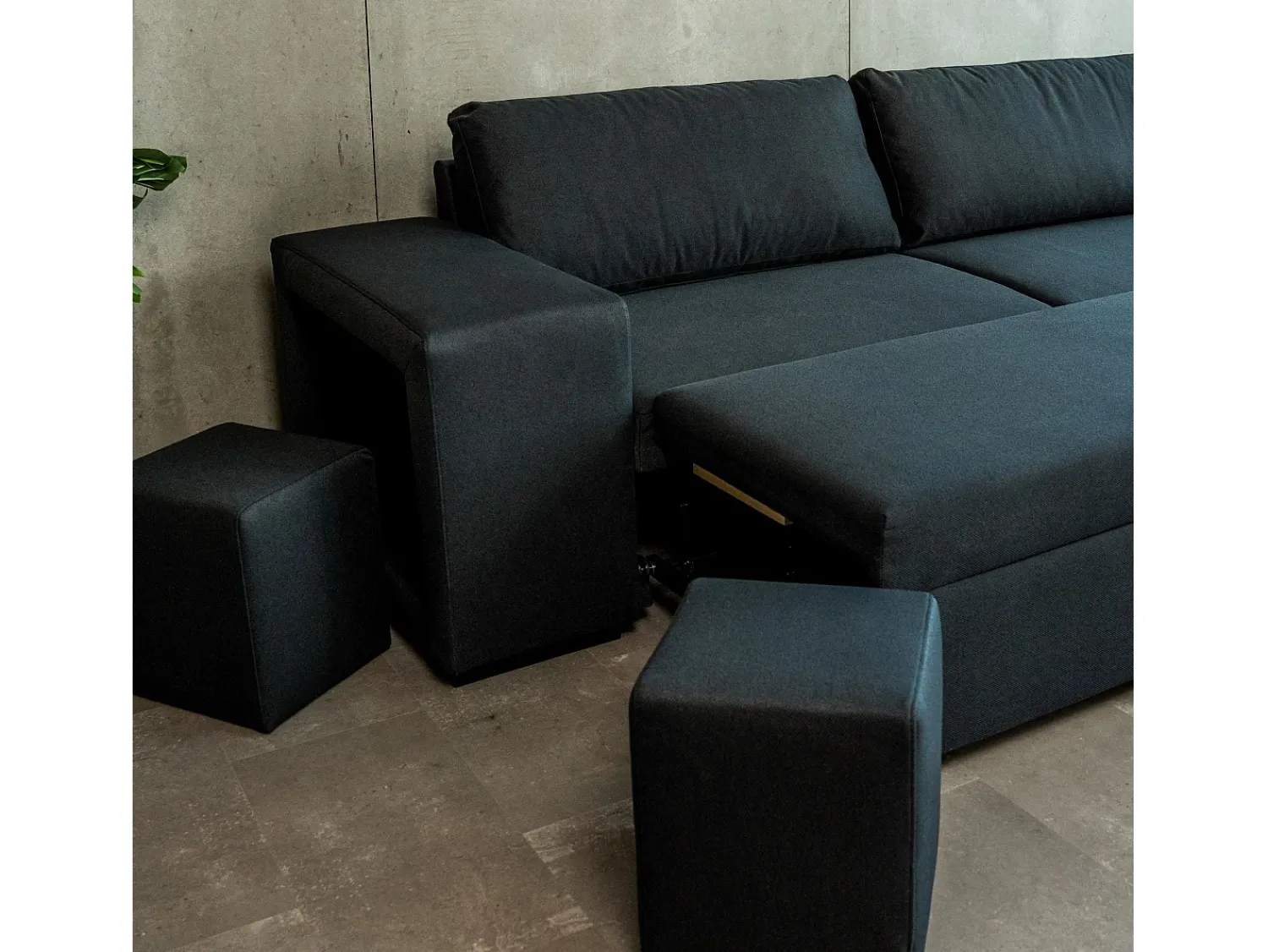 Sofá| Sofá-cama 3 lugares chaise longue reversível lado direito/esquerdoche com 2 pufes (248 x 117 x 90 cm) - AVERY Preto