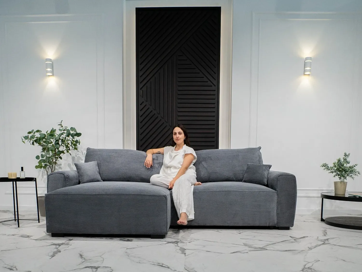Sofá| Sofá-Cama de Canto Lauren Cinza 4 Lugares com Armazenamento, Chaise Longue Reversível e Tecido Fácil de Limpar Cinzento