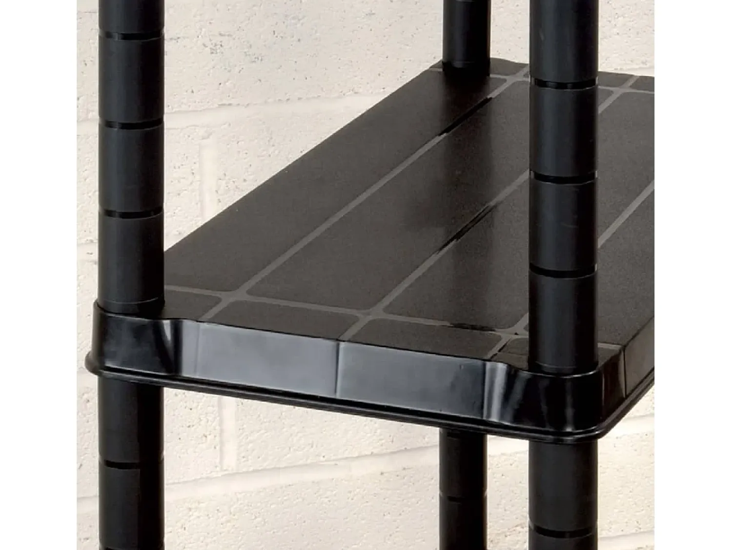 Prateleira* Unidade com 4 prateleiras 61x30,5x130 cm plástico PT488870 Preto