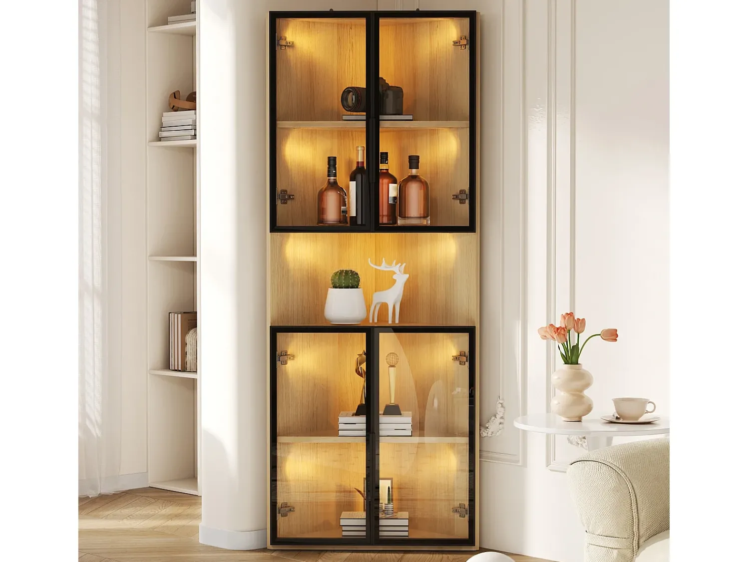Vitrina*ModernLuxe Vitrine 62x32x160 cm - con iluminação LED - 4 portas de vidro temperado - acabamento carvalho - MDF - Natural Natural claro